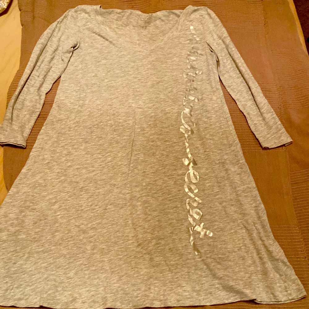 Victoria’s Secret Sleep-shirt